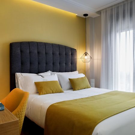 Hotel Val Convention 尼格兰 外观 照片